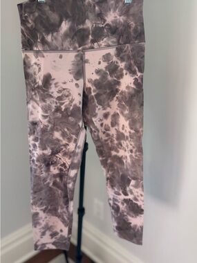 Lululemon Yoga Tie-Dye Leggings - Light Pink and Gray